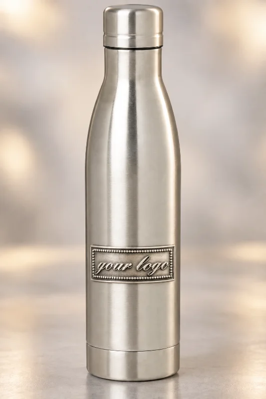 Isolierflasche aus Edelstahl mit aufgesetztem Zinnrelief